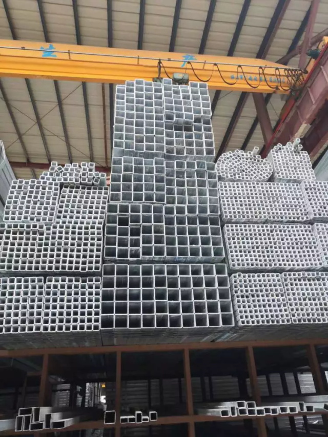 武定镀锌无缝方矩管